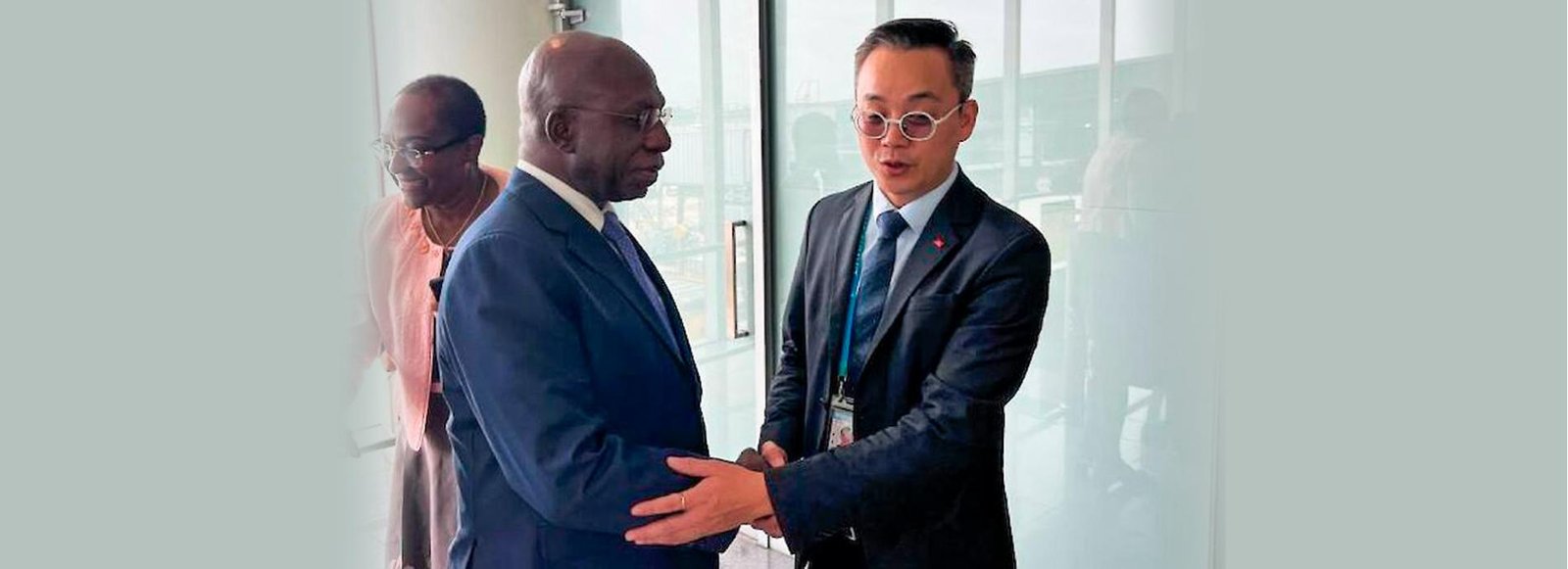 MINISTRO DAS RELAÇÕES EXTERIORES INICIA VISITA OFICIAL AO VIETNAME